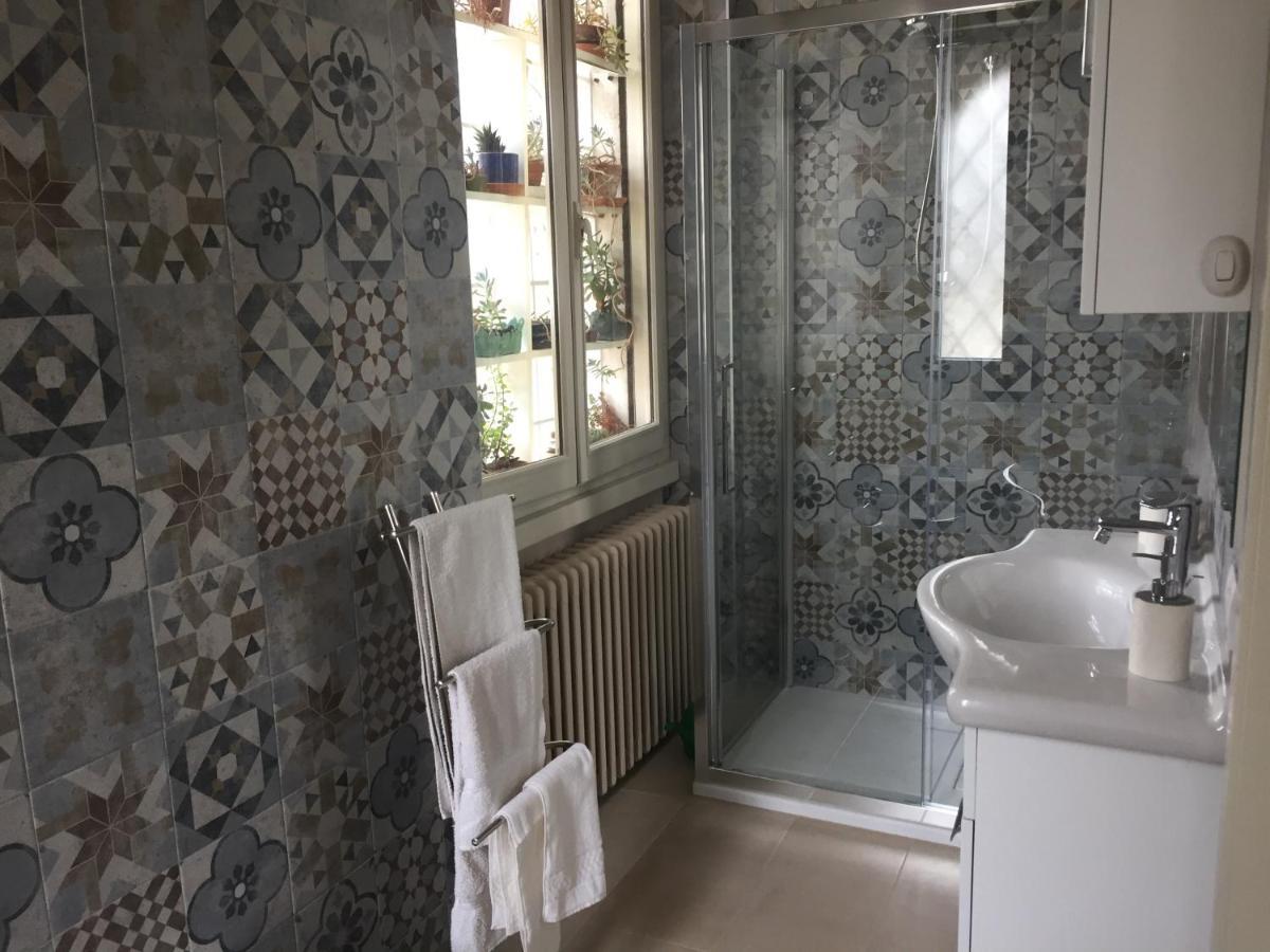 B&B La Villa Mediterranea Passirano Exterior photo