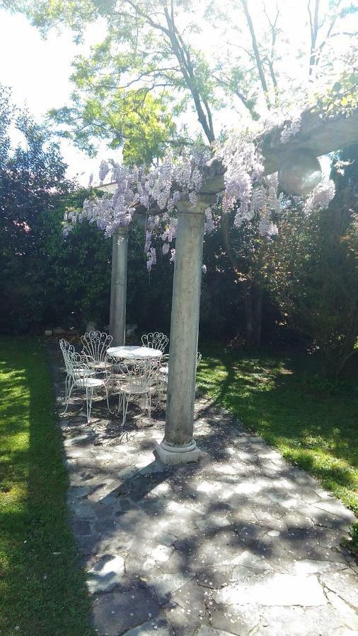B&B La Villa Mediterranea Passirano Exterior photo